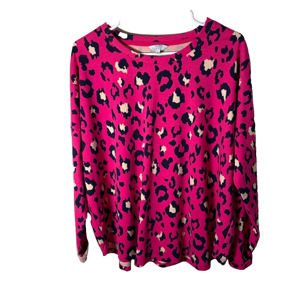 Crown & Ivy Sweatshirt Women's Large Pink Cheetah Long Sleeve Casual Top